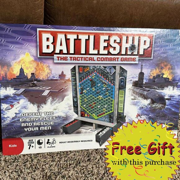 Battleship - Tactical Combat Game - Picture 1 of 3
